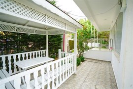 Yurt �ankaya �zel K�z ��renci Yurdu - Bah�e