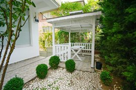 Yurt �ankaya �zel K�z ��renci Yurdu - Bah�e