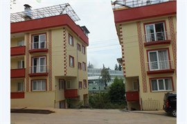 Menek�e Erkek ��renci Evi