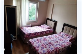 Menek�e Erkek ��renci Evi