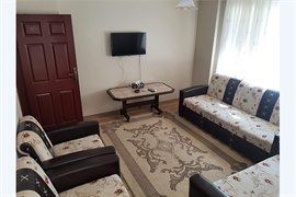 Menek�e Erkek ��renci Evi