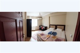 Menek�e Erkek ��renci Evi