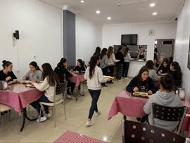 Turuncu K�z Pansiyonu - Yemekhane