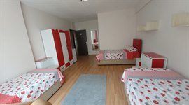 Rana Kz renci Yurdu - 3 Kiilik Oda