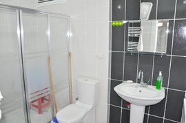 Niyazi M�sri K�lt�r Vakf� Erkek ��renci Evleri