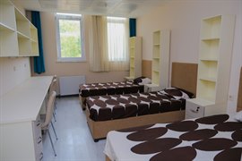 �nsan Vakf� Dr. Ahmet Haluk Dursun Erkek Yurdu