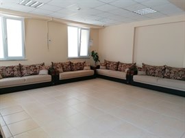 �nsan Vakf� Maltepe K�z Yurdu