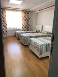 �nsan Vakf� Bornova K�z Yurdu