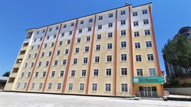 �nsan Vakf� S�heyla S�tk� Alp K�z Yurdu