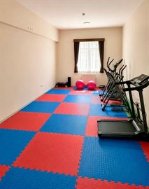 �nsan Vakf� S�heyla S�tk� Alp K�z Yurdu - Spor