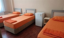 �nsan Vakf� Efeler Erkek Yurdu