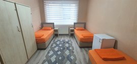 �nsan Vakf� Efeler Erkek Yurdu - 3 Ki�ilik Oda 