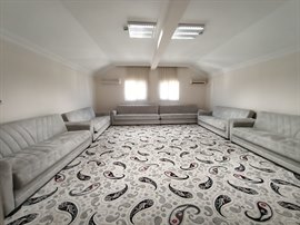 �nsan Vakf� Aksa K�z Yurdu