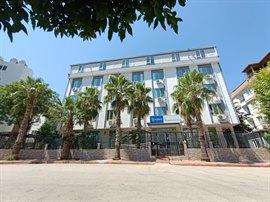 �nsan Vakf� Aksa K�z Yurdu