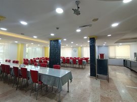 �nsan Vakf� Aksa K�z Yurdu