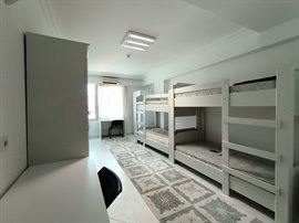 �nsan Vakf� Aksa K�z Yurdu