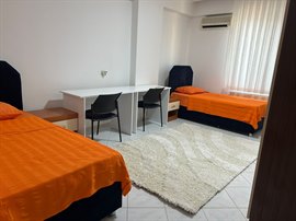 �nsan Vakf� Aksa K�z Yurdu - 2 Ki�ilik Oda 