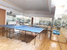 �nsan Vakf� Aksa K�z Yurdu