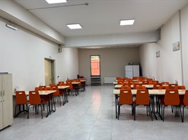 �nsan Vakf� Vera K�z Yurdu