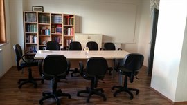 �nsan Vakf� Mavera K�z Yurdu