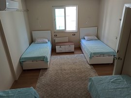 �nsan Vakf� Yediveren Erkek Yurdu 