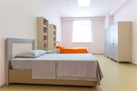 �nsan Vakf� Ramazan Karaalp K�z Yurdu