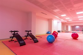 �nsan Vakf� Ramazan Karaalp K�z Yurdu