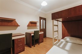 Trabzon Nazl� K�z ��renci Ya�am Merkezi