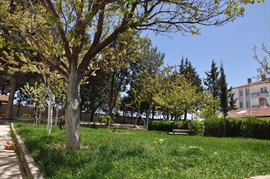 Bah�elievler Erkek ��renci Yurdu