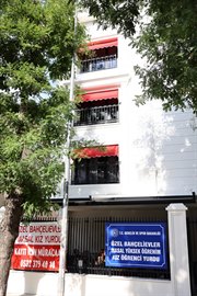 Anakent Bah�eli K�z ��renci Yurdu