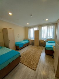 18. �ube �deal K�z ��renci Yurdu