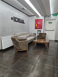 18. �ube �deal K�z ��renci Yurdu