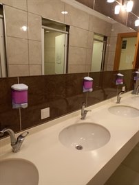 18. �ube �deal K�z ��renci Yurdu