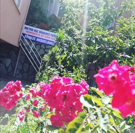 Metro K�z ��renci Yurdu