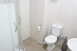 Sancak Bursa G�r�kle K�z ��renci Yurdu
