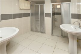 Kumru �niversite K�z Konukevi