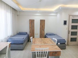 Modern Erkek Pansiyonu - 3 Ki�ilik Oda 