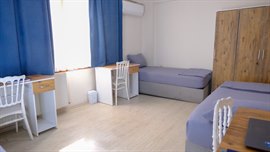 Modern Erkek Pansiyonu - 3 Ki�ilik Oda 