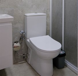 Modern Erkek Pansiyonu - Banyo / Wc