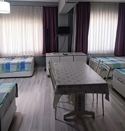 �anakkale Zeytin K�z Yurdu  - 4 Ki�ilik Oda