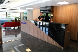 Academia Inn K�z Rezidans�