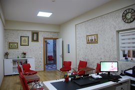 M. Akif Buharal� K�z ��renci Yurdu - M�d�r Odas�