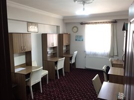 �mit Vakf� ��renci Evi - �al��ma Odas�