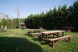 �zel Ya�amkent Erkek ��renci Yurdu - Bah�e