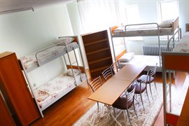 Karatay Erkek ��renci Yurdu - 6 Ki�ilik Oda 