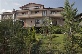 Asyal� Kamp�s K�z Yurdu