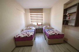 Dream K�z Apart