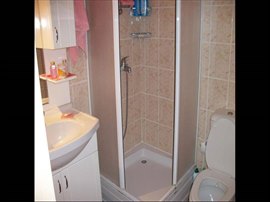 Dream K�z Apart
