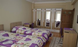 Dream K�z Apart