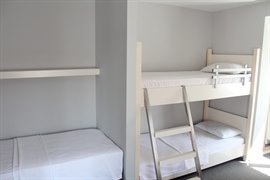 Ey�bo�lu K�z ��renci Yurdu